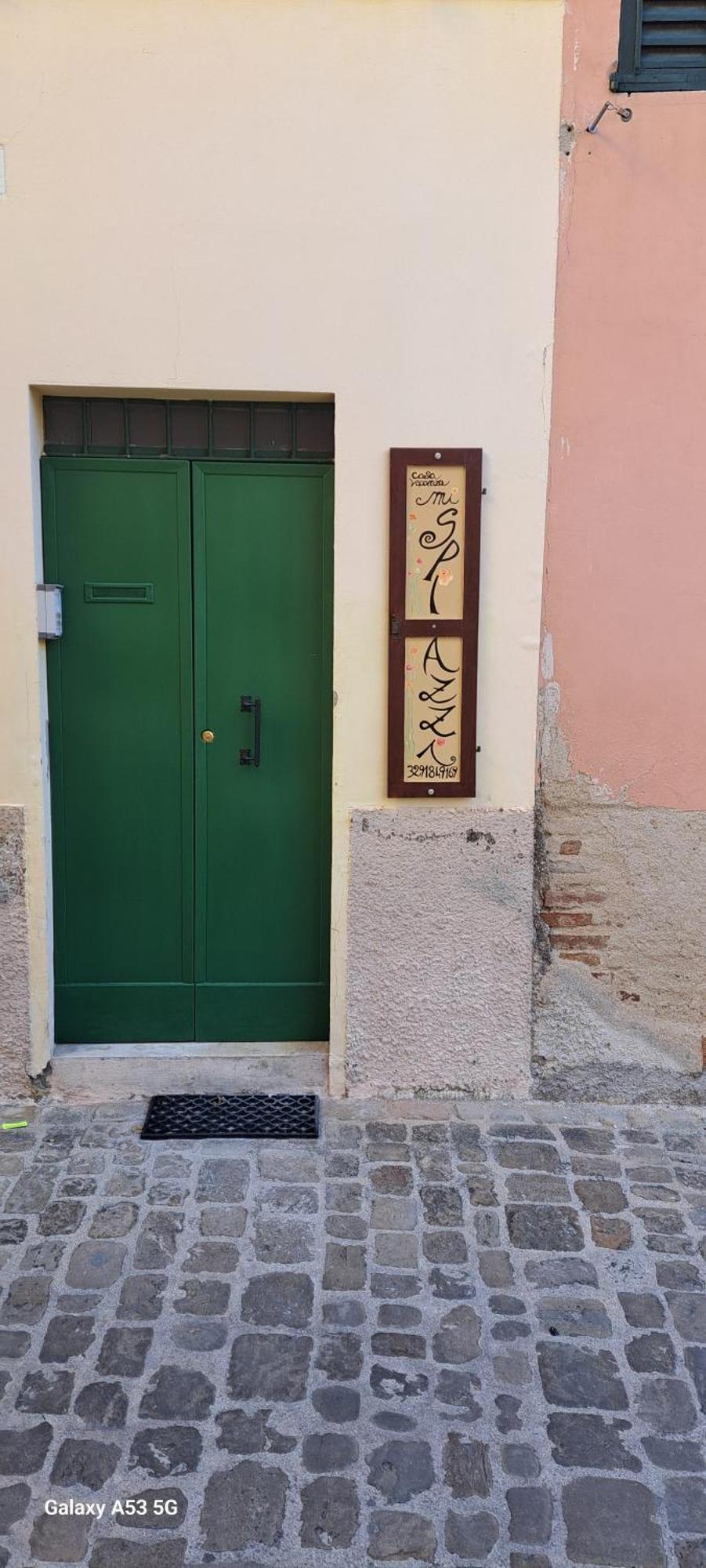 Mi Spiazzi ! Appartement Jesi
